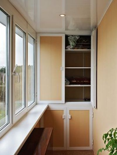 Балкон – кладовая для ненужных вещей или райский уголок в квартире?